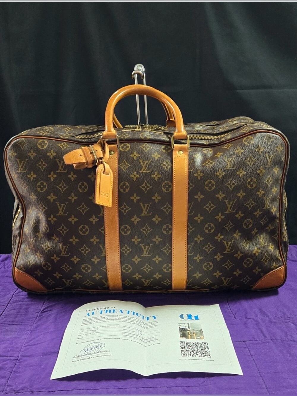 Louis Vuitton Rare Vintage
Monogram Sac Trois Poche 55
Travel Bag With COA